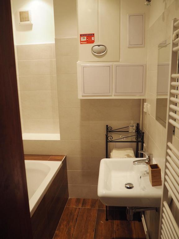 Apartment In Historical Part - Old Town Top Address Bratislava Bagian luar foto